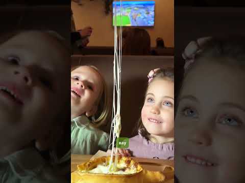 Видео: ❤️ Детский восторг и БОЛЬШАЯ хачапури! Умиление в ресторане "Хачапури"! ❤️