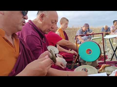 Видео: Подношение Нагам ,закладка сосуда для нагов .21.07.24г.Калмыкия с.Троицкое