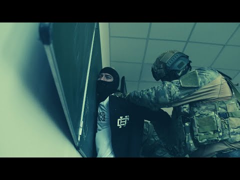 Видео: Алгоритм действий в случае вооруженного нападения на образовательное учреждение