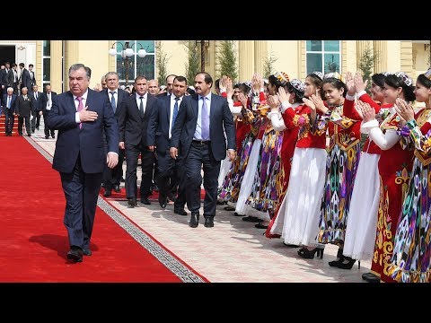 Видео: Ифтитоҳи бинои Қасри фарҳанг дар ноҳияи Бобоҷон Ғафуров