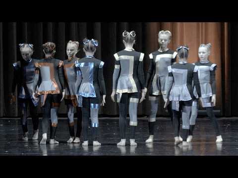 Видео: "Есть контакт". Современный танец. Возраст 11-12.