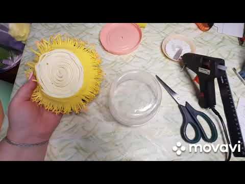 Видео: подсолнух из изолона 2мм и фоамирана на контейнере