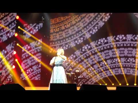 Видео: Пелагея-"Рождественская"