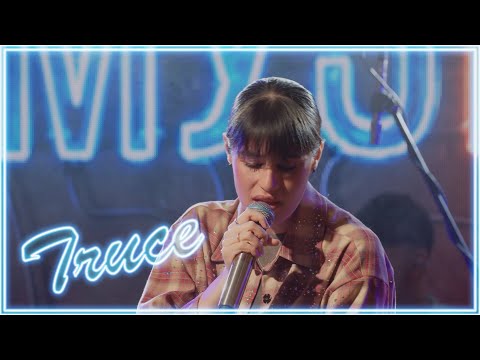 Видео: DIANA ANKUDINOVA ( Диана Анкудинова ) Truce - by 21 pilots ( МУЗLOFT )