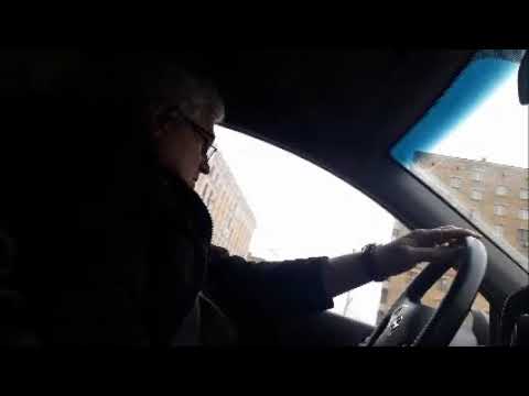 Видео: Разговор с таксистом