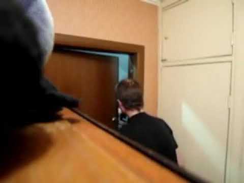 Видео: Неадекватная соседка Новосибирск январь 2018 (1)