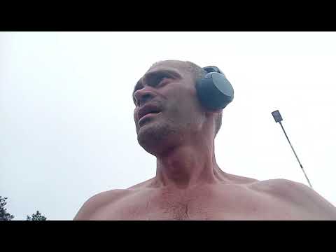 Видео: НОЯБРЬ МЕСЯЦ БЕГАЮ - ЗАКАЛЯЮСЬ!