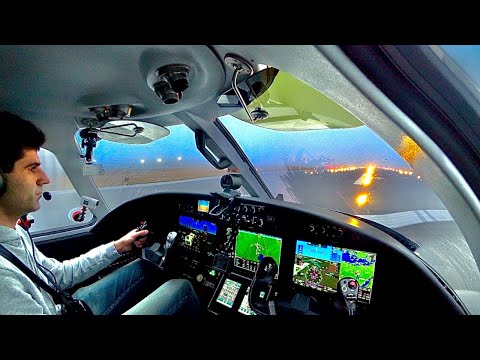 Видео: Сильный туман и технические неполадки на частном самолете во время перелета из Нью-Йорка в Техас!