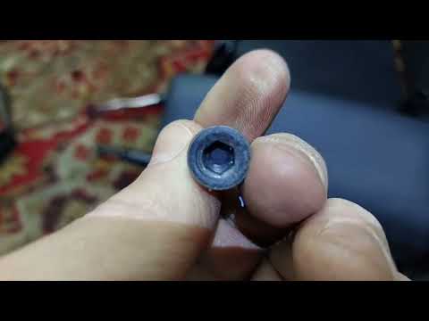 Видео: Как снять и разобрать задний подлокотник BMW 5