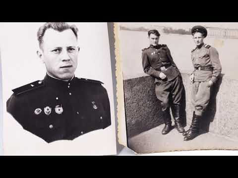 Видео: Скільки коштують старі речі секундоміри фото і значки частина 2