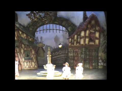 Видео: Мюзикл "Красавица и Чудовище" 2009 1-ая часть