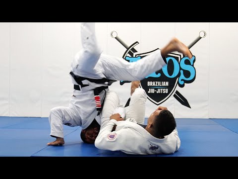 Видео: Эффективная защита Омоплаты - Андре Гальвао