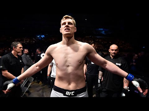 Видео: Восхождение Александра Волкова