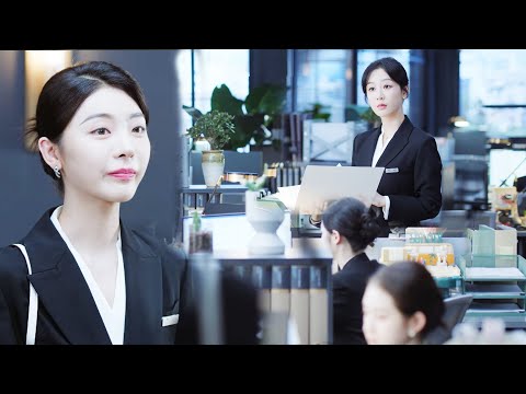 Видео: Хитрая девочка думала, что выгнала Золушку, не ожидая, что она женщина генерального директора!