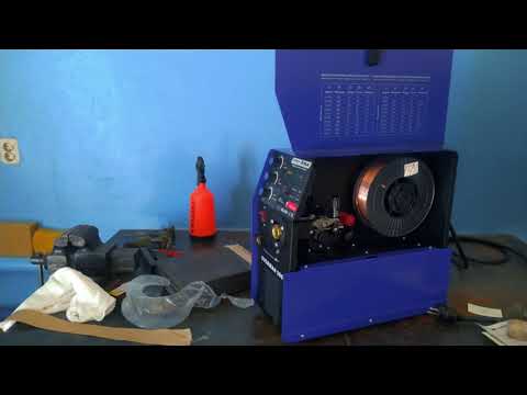 Видео: Распаковка и первый опыт использования Overman Aurora 200.