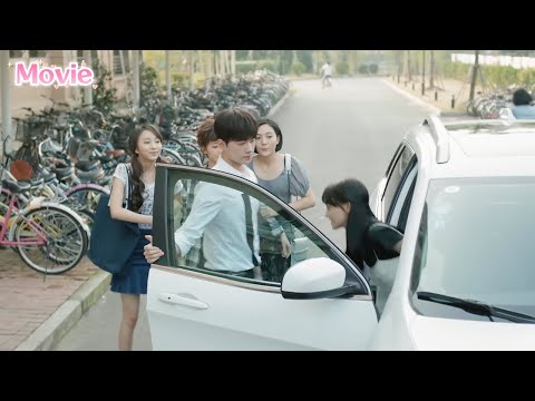 Видео: Первое свидание Золушки с боссом💐 Он балует её как принцессу — подруги плачут от зависти!