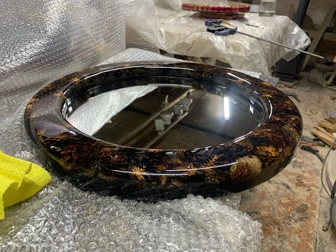 Видео: Зеркало из шишек и эпоксидной смолы