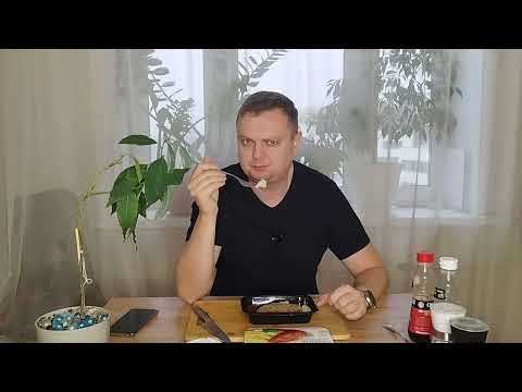 Видео: Шницельс картофельным пюре с красным соусом (СытоЕдов) Моя оценка 10/10