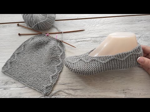 Видео: Следки «Змейки» спицами 🐍 Easy slippers knitting