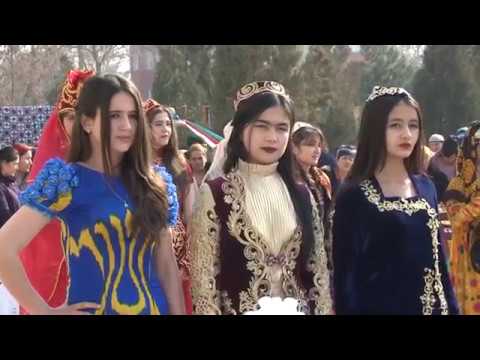 Видео: Рохпаймои ва намоиши хунархои мардуми дар шахри Турсунзода