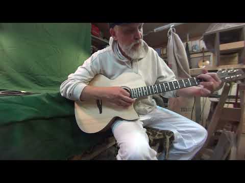Видео: Новая flat top acoustic guitar (эстрадная гитара) из ореха от мастера Антона Юрьевича Хорина.
