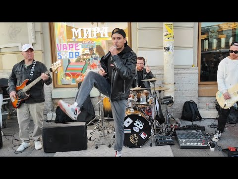 Видео: Уличные музыканты. Группа ID AHO АЙДАХО. Рок Острова. Ничего не говори. Санкт Петербург. Сентябрь