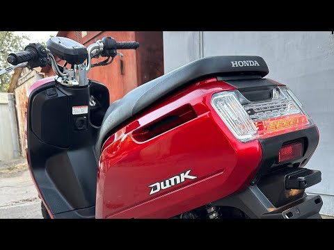 Видео: Продаю скутера Мото   Honda Dunk Fuel Injection 4 такта