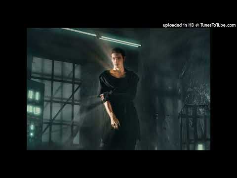 Видео: Bumble Beezy, NIKI L — Grind (Минус)