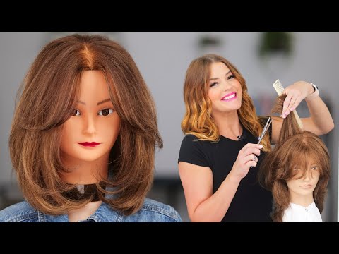 Видео: Лучшая стрижка «кошечка» для тонких волос. Движение и струящиеся слои.