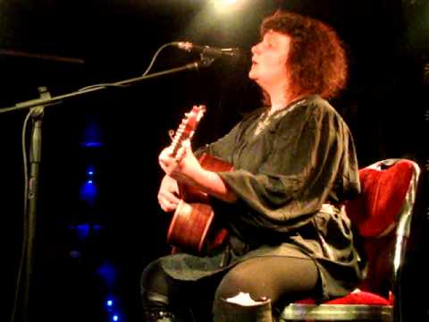 Видео: Тэм Гринхилл - Кто даст ответ, если Боги молчат