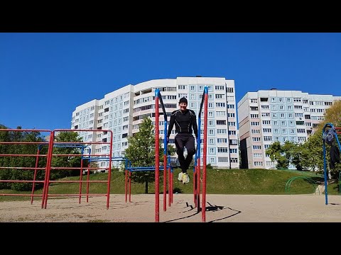 Видео: Дед 60+ лет. Силовая тренировка по 3 подхода. #sports #спорт