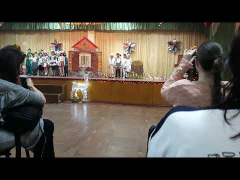 Видео: 1 А класс, 15 школа. 19 Декабря
