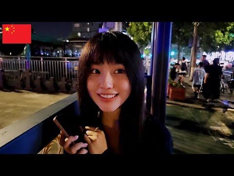 Видео: Красивая китаянка, сбивающая с толку мужские сердца