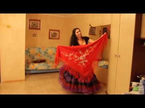 Видео: Gypsy dance Постановка цыганского танца с платком Венеры Ферарь (из серии домашних уроков)