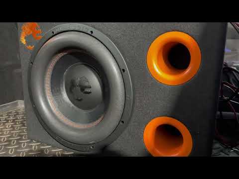 Видео: Крутой саб за копейки от компании Dl Audio Piranha  12 Double Port v.2