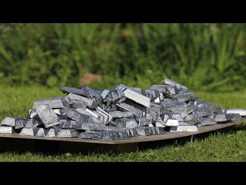 Видео: Плавим свинец из шиномонтажных грузиков. Очистка свинца.