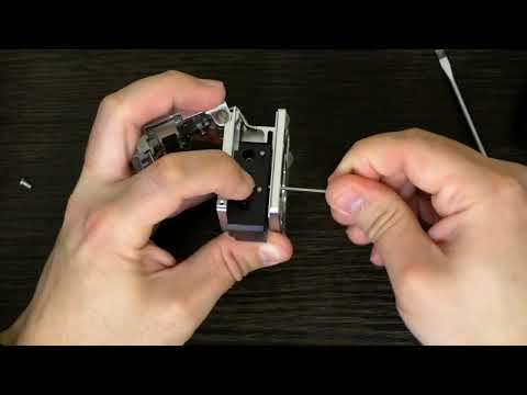 Видео: Замена лезвия в скалывателе SWIFT CS-01BT с поднятием лезвия по высоте