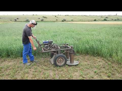 Видео: Самодельная роторная косилка.Часть 1. Как её делали - смотри Часть 2.