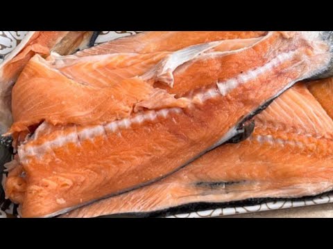 Видео: Готовим несколько Блюд из Хребтов красной рыбы!!! Вкусно и недорого !!!