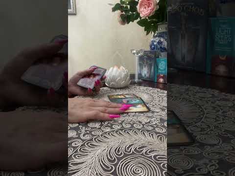 Видео: ✨Что спешит в вашу жизнь 💫💫💫 #tarot #таро #гадание #будущее