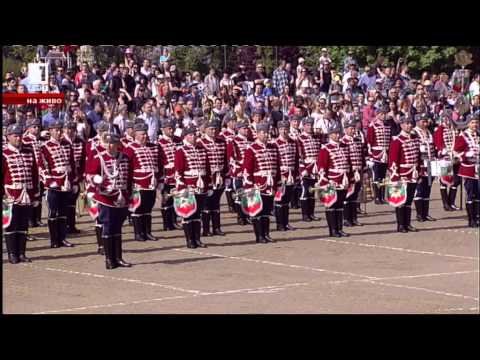 Видео: Тържествен парад по случай Деня на храбростта и празника на Българската армия - 06.05.2015