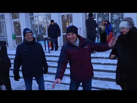Видео: 13.01.24г..."Цвела Черёмуха"... Пётр Сотник... в Гомельском парке на танцполе...