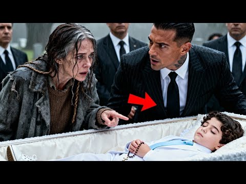 Видео: «Он не мёртв!» — женщина с улицы ворвалась на похороны… и изменила всё