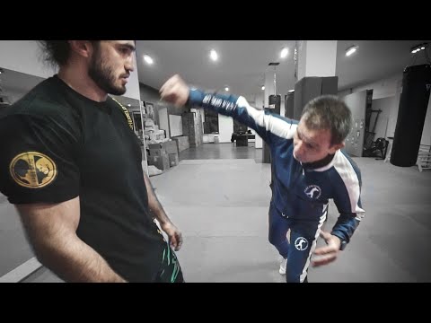 Видео: "Человек с ружьем" - Техника бокса от Мастера спорта СССР