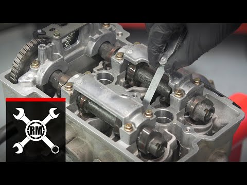 Видео: Как отрегулировать клапаны на Polaris RZR 900 и 1000