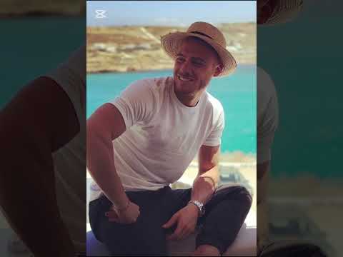 Видео: «Момент, ознаменовавший ночь: удивительное признание Керема Бюрсина в любви!»