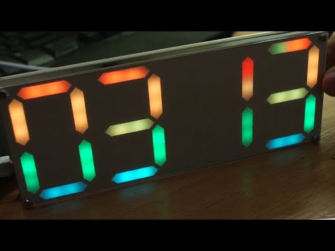 Видео: Часы с крупными RGB индикаторами, DIY конструктор.