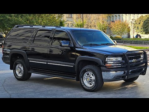 Видео: Chevrolet Suburban GMT800 8.1VORTEC i V8 2500 4X4: Встреча с Легендой Американских дорог.