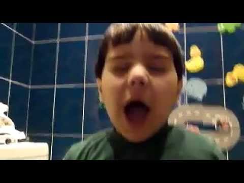 Видео: ЧИХ напал