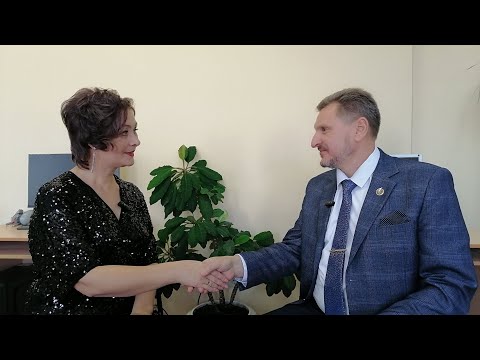 Видео: "Лицом к лицу с Поэзией" с Валентиной Дробышевской